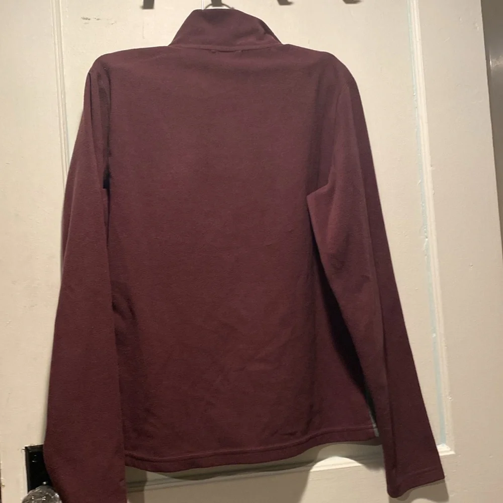 The North Face Maroon and Gray Half-Zip Pullover - Picture 10 of 10